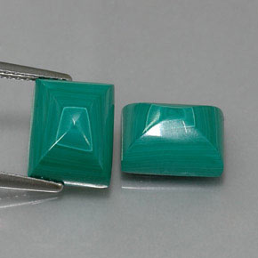 カラットの天然マルチカラーグリーンマラカイト（10.1×8.1 mm・バゲット）