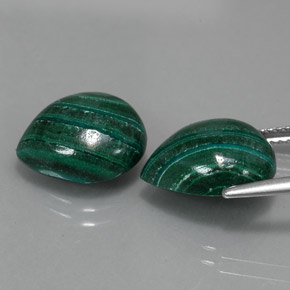 自然派の商品を探す ct マルチカラーグリーン マラカイト 宝石, 洋梨の形, コンゴ からGemSelectで. 在庫あり、世界各国へ発送!