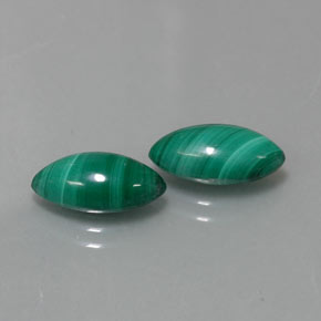 カラットの天然マルチカラーグリーンマラカイト（11.8×6.1 mm・マーキス）