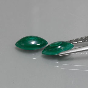 カラットの天然マルチカラーグリーンマラカイト（10.8×5.7 mm・マーキス）