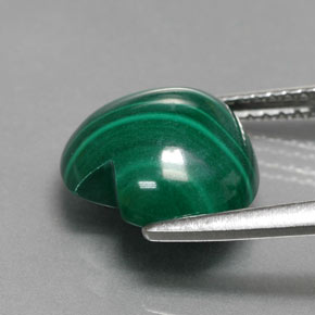 5.42カラットの天然マルチカラーグリーンマラカイト（11×10.6 mm・ハート型）