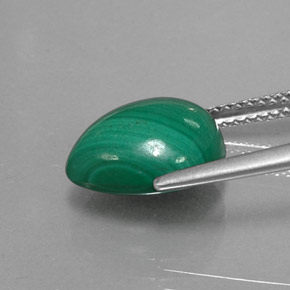 6.39カラットの天然マルチカラーグリーンマラカイト、洋梨の形、オペーク