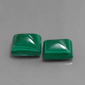 カラットの天然マルチカラーグリーンマラカイト（10.2×8.1 mm・バゲット）