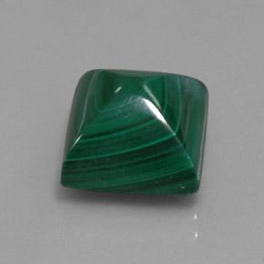 10.59カラットの天然ミディアムグリーンマラカイト（11.1×11 mm・四角）