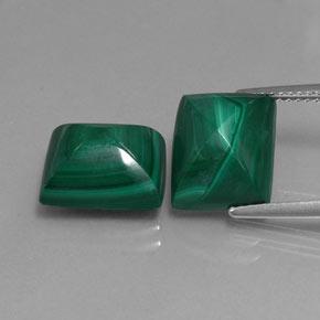 14.35カラットの天然パイングリーンマラカイト（11.2×9.2 mm・バゲット）