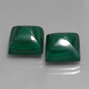 カラットの天然マルチカラーグリーンマラカイト（11.2×11.2 mm・四角）