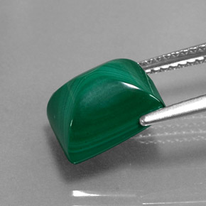 5.66カラットの天然マルチカラーグリーンマラカイト（10.1×8.2 mm・バゲット）