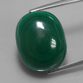 19.51カラットの天然マルチカラーグリーンマラカイト（17.1×13.8 mm・オーバルカット）