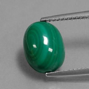 4.97カラットの天然マルチカラーグリーンマラカイト（11×8.3 mm・オーバルカット）