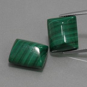 カラットの天然マルチカラーグリーンマラカイト（13.4×11.4 mm・バゲット）