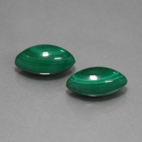 カラットの天然マルチカラーグリーンマラカイト（12.6×6.7 mm・マーキス）