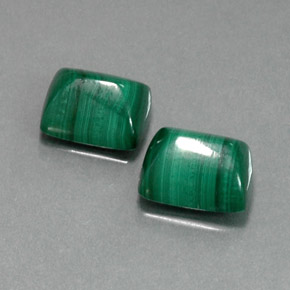 カラットの天然マルチカラーグリーンマラカイト（10.9×9 mm・バゲット）