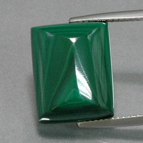 19.81カラットの天然マルチカラーグリーンマラカイト（15.2×12.2 mm・バゲット）