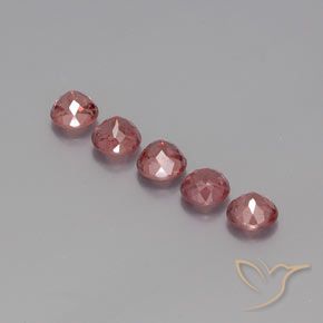 Shop natural 4.58ct ミディアムダークピンク マレーシア産ガーネット gems, ラウンド, from タンザニア at GemSelect. In stock, global shipping!