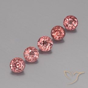 Shop natural 4.07ct 濃いローズピンク マレーシア産ガーネット gems, ラウンド, from タンザニア at GemSelect. In stock, global shipping!