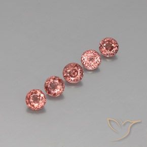 Shop natural 4.48ct ラズベリーピンク マレーシア産ガーネット gems, ラウンド, from タンザニア at GemSelect. In stock, global shipping!