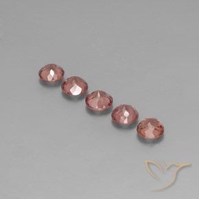 Shop natural 4.48ct ラズベリーピンク マレーシア産ガーネット gems, ラウンド, from タンザニア at GemSelect. In stock, global shipping!
