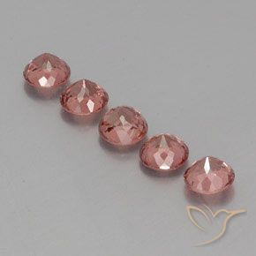 Shop natural 4.06ct ラズベリーピンク マレーシア産ガーネット gems, ラウンド, from タンザニア at GemSelect. In stock, global shipping!