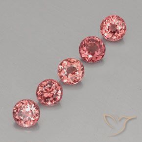 Shop natural 4.03ct ローズピンク マレーシア産ガーネット gems, ラウンド, from タンザニア at GemSelect. In stock, global shipping!
