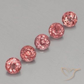 Shop natural 4.26ct ローズピンク マレーシア産ガーネット gems, ラウンド, from タンザニア at GemSelect. In stock, global shipping!