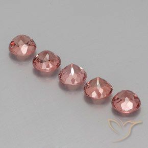 Shop natural 4.26ct ローズピンク マレーシア産ガーネット gems, ラウンド, from タンザニア at GemSelect. In stock, global shipping!