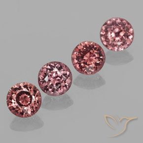 Shop natural 3.21ct ディープピンク マレーシア産ガーネット gems, ラウンド, from タンザニア at GemSelect. In stock, global shipping!