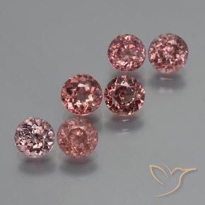 Shop natural 4.57ct ディープピンク マレーシア産ガーネット gems, ラウンド, from タンザニア at GemSelect. In stock, global shipping!