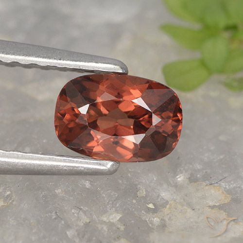 0.72ct 天然 濃いクリムゾンレッド マレーアン ガーネット, クッション, VVS-VS