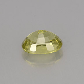 1.15カラットの天然黄色がかった緑マリガーネット（7×5.2 mm・オーバルカット）