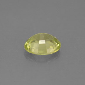 1.27カラットの天然黄色がかった緑マリガーネット（7.2×6.1 mm・オーバルカット）