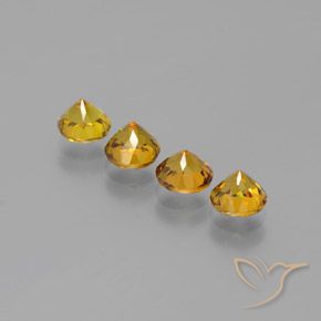 Shop natural 2.58ct ミディアムオレンジ リトルガーネット gems, ラウンド, from マリ at GemSelect. In stock, global shipping!