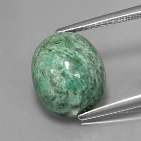 7.78カラットの天然グリーンマウシットシット（12.6×10.4 mm・オーバルカット）