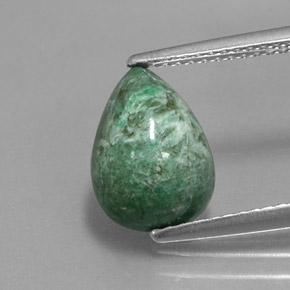 3.76カラットの天然グリーンマウシットシット（11.3×8 mm・洋梨の形）