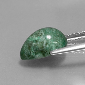 3.76カラットの天然グリーンマウシットシット（11.3×8 mm・洋梨の形）