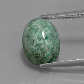 4.23カラットの天然グリーンマウシットシット（11.3×8.5 mm・オーバルカット）