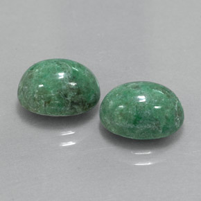 カラットの天然グリーンマウシットシット（10.6×7.9 mm・オーバルカット）