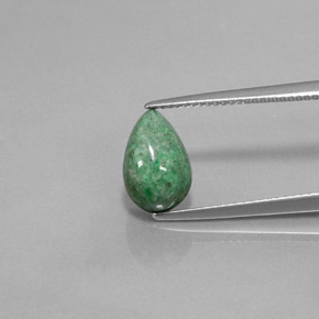 3.83カラットの天然グリーンマウシットシット（11.3×7.4 mm・洋梨の形）