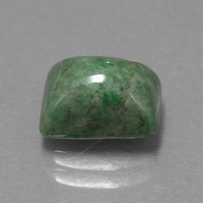 3.11カラットの天然グリーンマウシットシット（9.3×7 mm・バゲット）