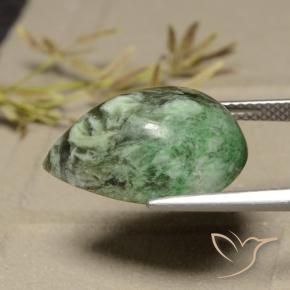 12.54カラットの天然ミディアムグリーンマウシットシット（18.7×13.2 mm・洋梨の形）