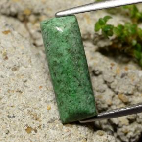 3.09カラットの天然グリーンマウシットシット（15.3×5.6 mm・バゲット）