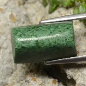 6.52カラットの天然グリーンマウシットシット（13.3×7.9 mm・バゲット）