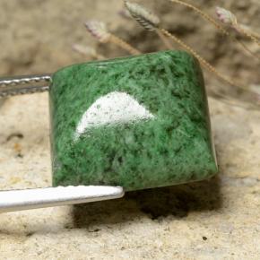 11.92カラットの天然パイングリーンマウシットシット（13.5×13 mm・四角）