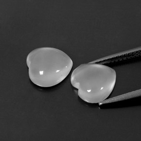 カラットの天然ホワイトムーンストーン（9.1×9.1 mm・透明）