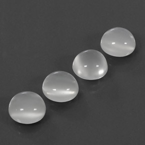 カラットの天然ホワイトムーンストーン（8.10 mm・透明）