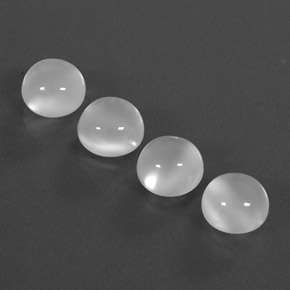 カラットの天然ホワイトムーンストーン（8.09 mm・透明）