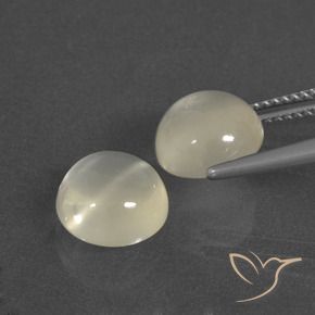 Shop natural 6.10ct ウォームホワイト ムーンストーン gems, ラウンド, from インド at GemSelect. In stock, global shipping!