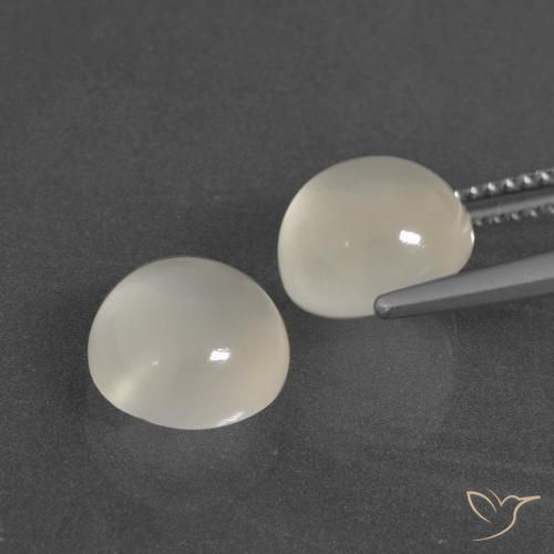Shop natural 6.28ct ウォームホワイト ムーンストーン gems, ラウンド, from インド at GemSelect. In stock, global shipping!
