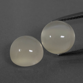 自然派の商品を探す 6.72ct ウォームホワイト ムーンストーン 宝石, ラウンドカット, インド からGemSelectで. 在庫あり、世界各国へ発送!