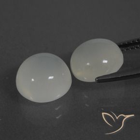 Shop natural 6.17ct ウォームホワイト ムーンストーン gems, ラウンド, from インド at GemSelect. In stock, global shipping!