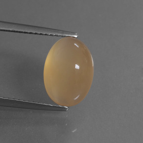 4.63カラットの天然オレンジムーンストーン（11.7×8.4 mm・オーバルカット）